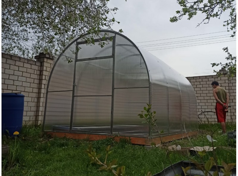Теплица арочная Мастерица 2.5м
